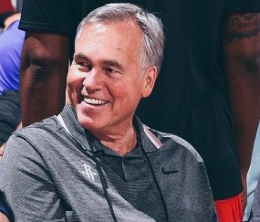 关于那不勒斯训练开放日，今晚复出首秀引欢呼，NBA总决赛在即，团队化学反应显著的信息-九游登录入口