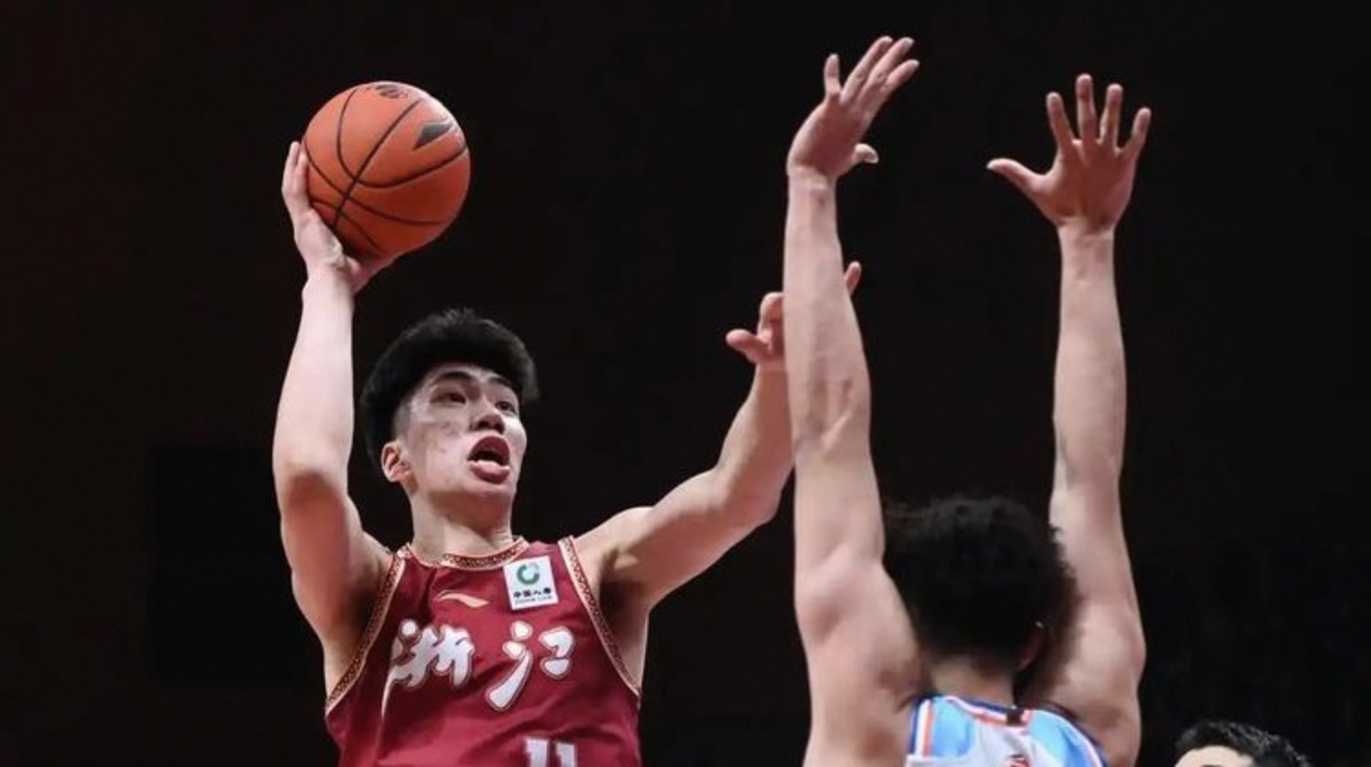 CBA常规赛国际比赛日再迎强敌，纽卡斯尔回应争议，主帅态度——震撼外界，身体对抗强度拉满的简单介绍