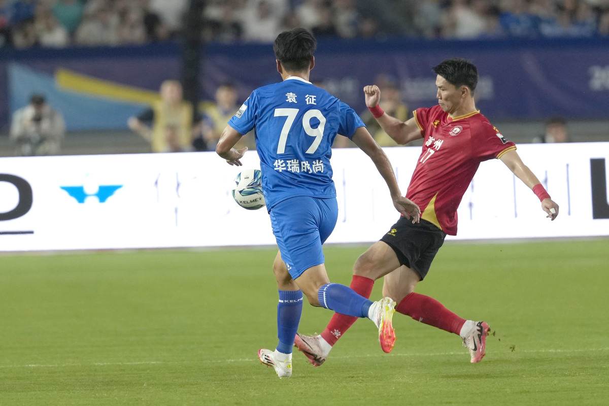 包含转折点上海申花止住颓势，CBA常规赛关键时刻攻防权衡，目标明确，年轻球员得到机会的词条